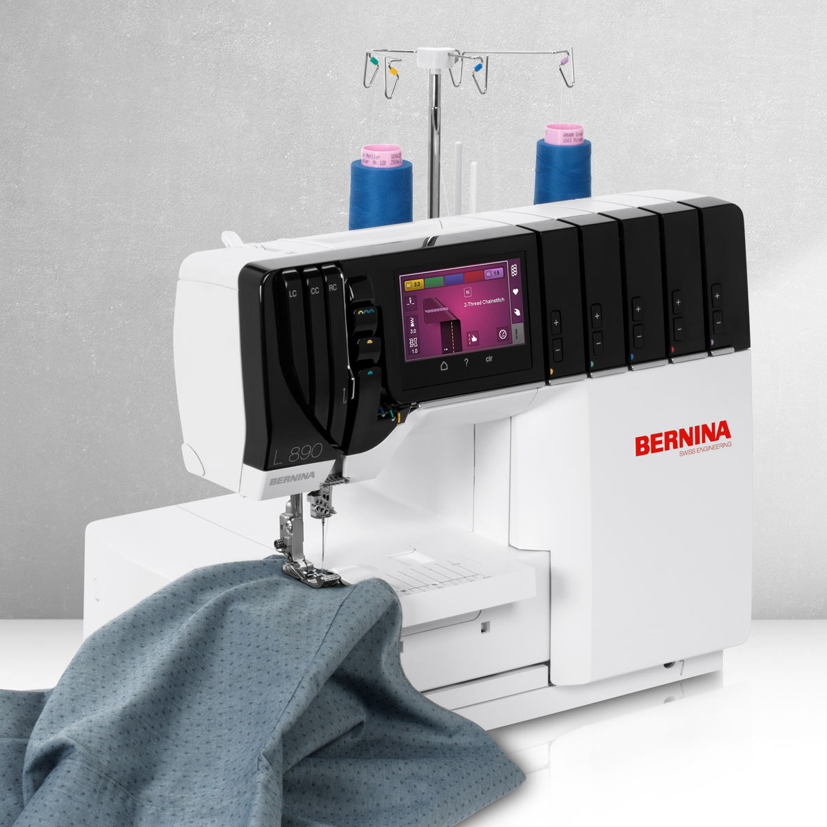 bernina-l-890-surjeteuse-enfileur-air image 4