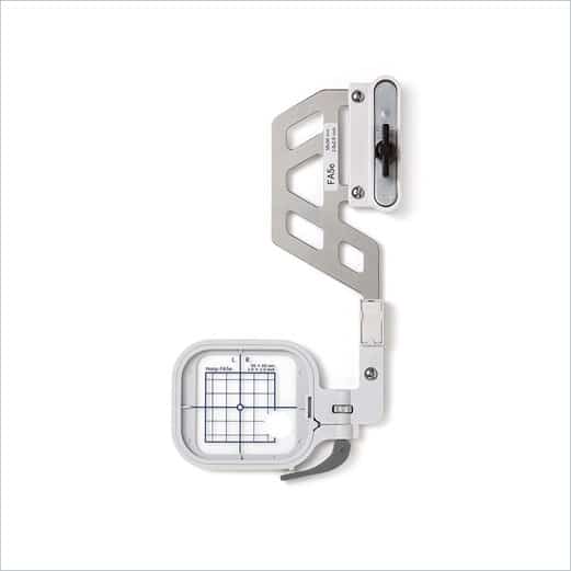 elna-expressive-cerceau-bras-libre-fa5e-50x50-mm image 1
