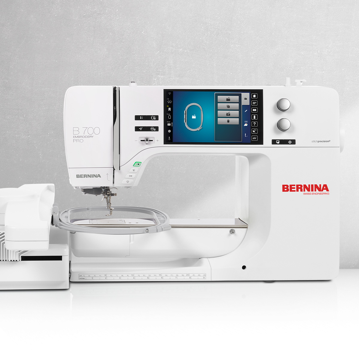 bernina-7-series-700-pro-brodeuse-grand-espace-broderie image 2