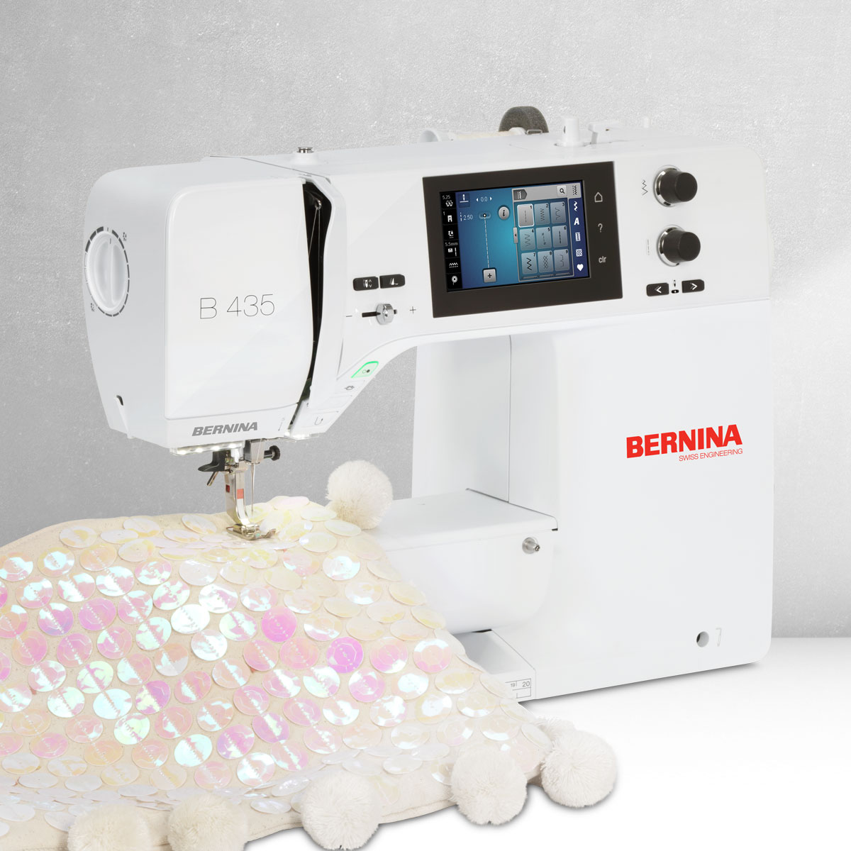 bernina-4-series-435-machine-coudre-cran-tactile-compacte image 4