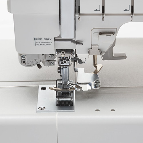 elna-extend-covermax-recouvreuse-cover-5-fils-double-face image 3
